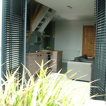 De Greenhouse Homestay *